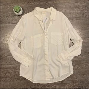 Jennifer & Grace White Button Up Top Size M